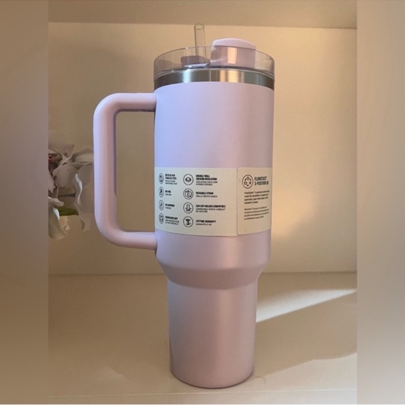 🎉LAST PIECE🎉Stanley 40 oz. Quencher H2.0 FlowState Tumbler Orchid - Picture 4 of 8